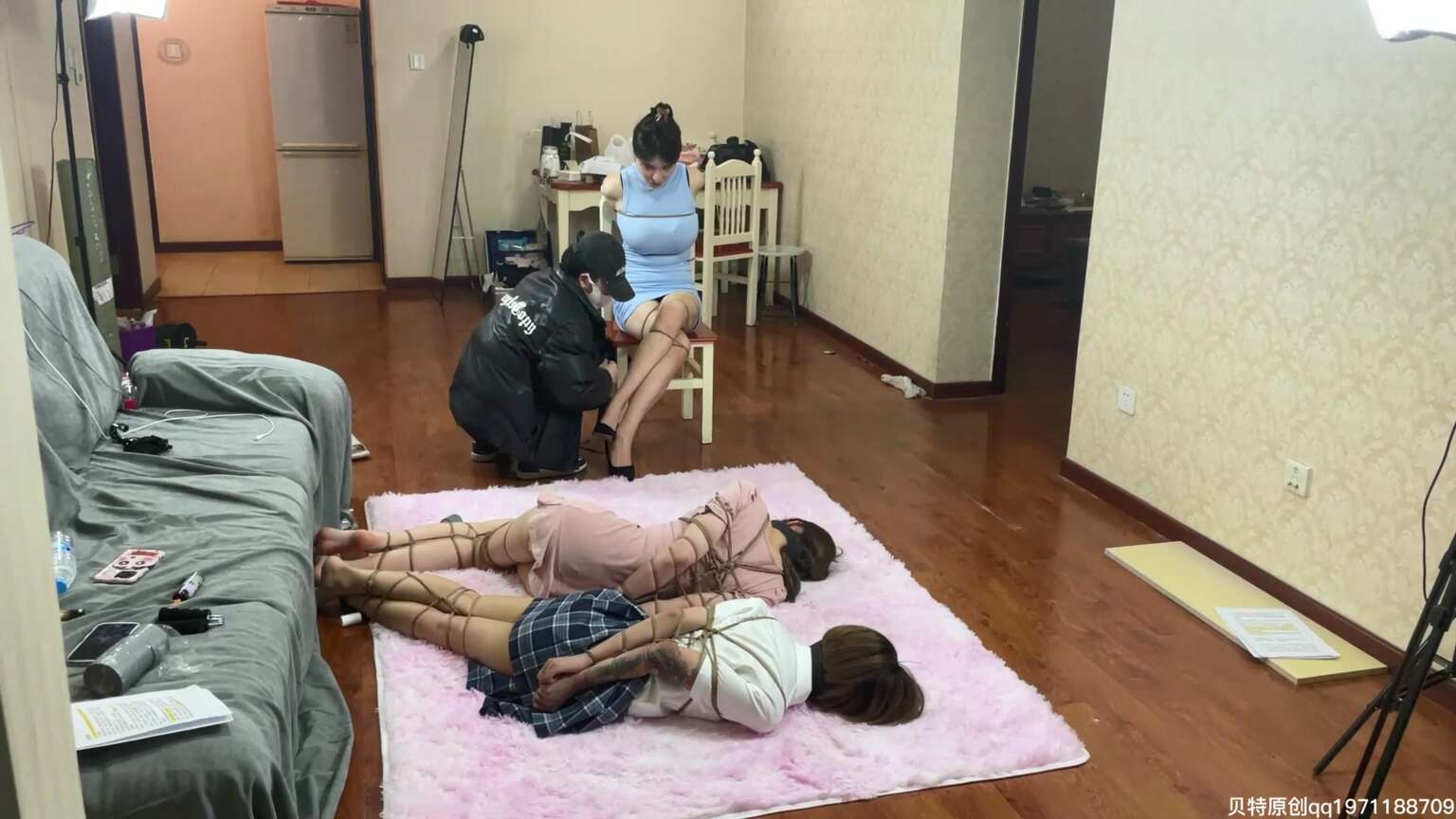 华素原创，这两个女生真的有气质！